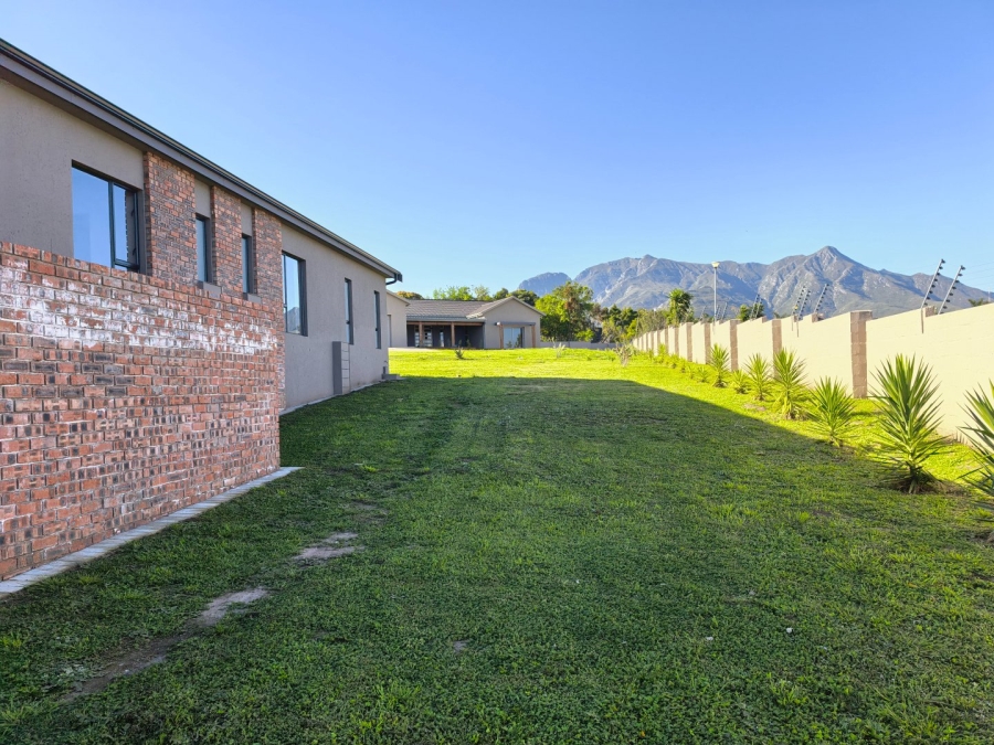 4 Bedroom Property for Sale in Cherry Creek Country Estate Western Cape